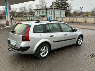 Renault Megane foto 2