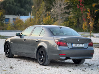 BMW 5 Series foto 4