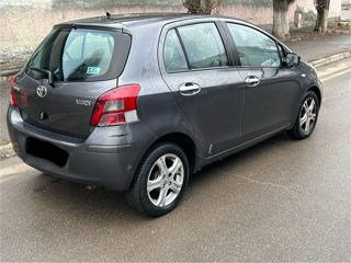 Toyota Yaris foto 5