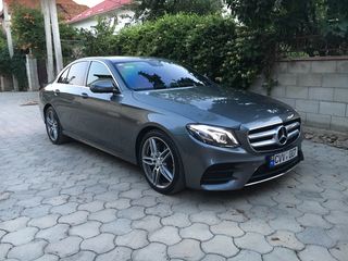 Mercedes E Class foto 1