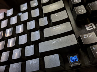 tastatura mecanica / Mechanical keyboard foto 1