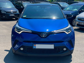 Toyota C-HR foto 3