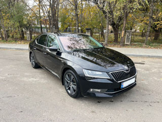 Skoda Superb foto 4