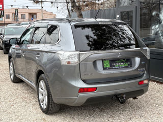 Mitsubishi Outlander foto 7