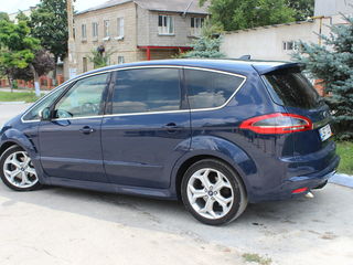 Ford S-Max foto 4