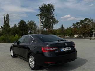 Skoda Superb foto 6