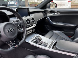 KIA Stinger foto 6