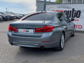 BMW 5 Series foto 4