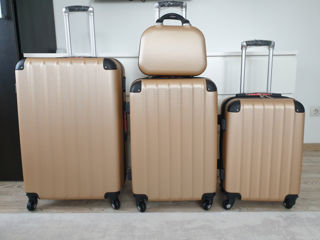 Set de valize noi, încăpătoare și calitative ! foto 8