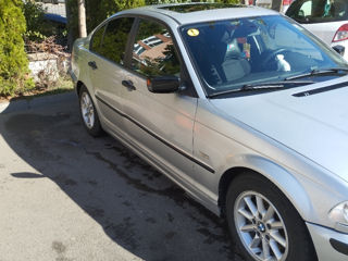 BMW 3 Series foto 1