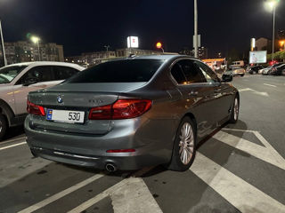 BMW 5 Series foto 3