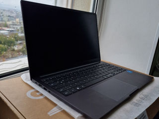 Galaxy Book3 vând