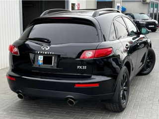 Infiniti FX foto 2