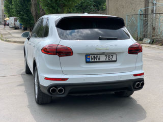 Porsche Cayenne foto 5