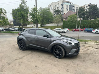 Toyota C-HR foto 5