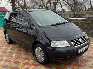 Volkswagen Sharan foto 4