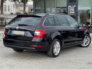 Skoda Octavia foto 3