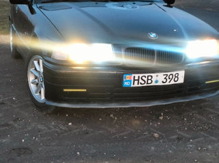 BMW 3 Series foto 10