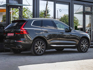 Volvo XC60 фото 2