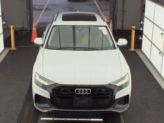 Audi Q8 foto 2