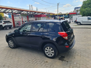 Toyota Rav 4 foto 7