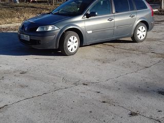 Renault Megane foto 1