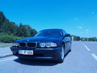 BMW 7 Series foto 7