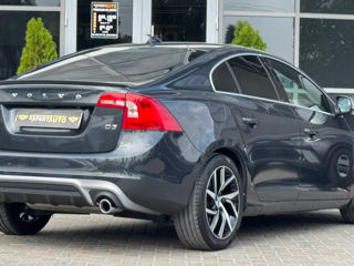 Volvo S60 foto 6