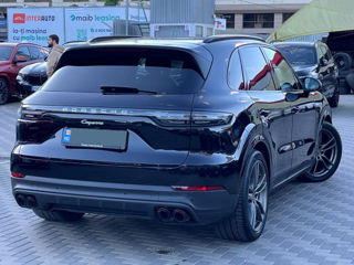 Porsche Cayenne foto 3