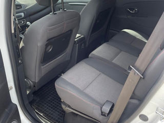 Renault Scenic foto 8