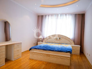 Apartament cu 3 camere, 140 m², Centru, Chișinău foto 7