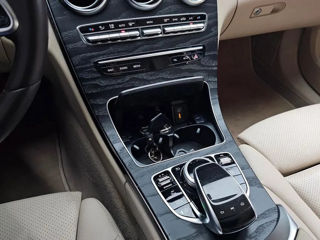 Mercedes C-Class foto 17