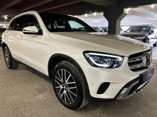 Mercedes GLC foto 15