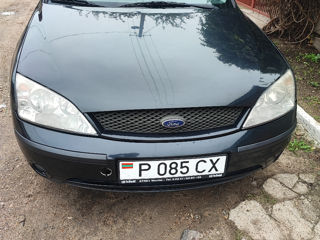 Ford Mondeo foto 1