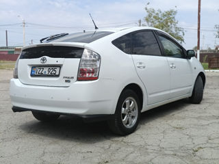 Toyota Prius foto 2