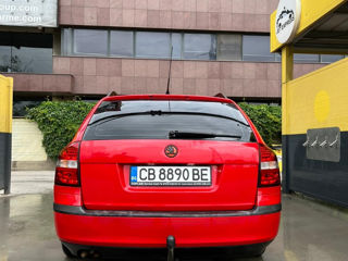 Skoda Octavia foto 2