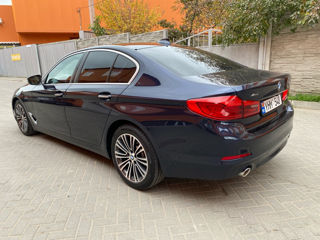 BMW 5 Series foto 4