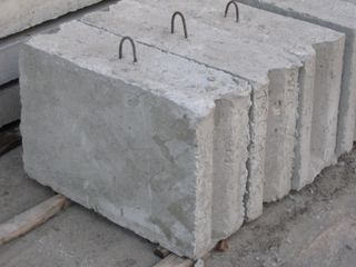 Cumpar blocuri fs din beton in stare buna