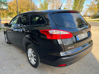 Ford Focus foto 6