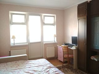 Apartament cu 2 camere, 42 m², Botanica, Chișinău foto 2