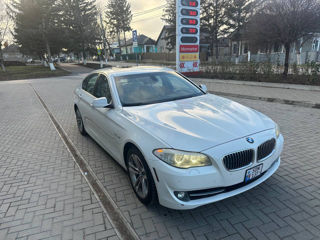 BMW 5 Series foto 9