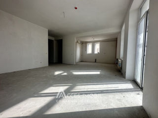 Apartament cu 4 camere, 139 m², Telecentru, Chișinău foto 4