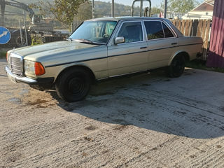 Mercedes Series (W123)