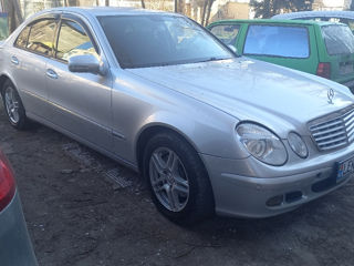 Mercedes E-Class foto 4