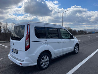 Ford Tourneo Connect foto 4