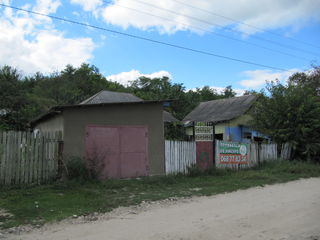 Два старых дома , на 16 сотках земли , на окраине  с.Лэпушна ,  6 км. от Хынчешть foto 1
