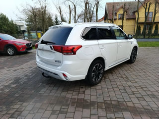 Mitsubishi Outlander foto 6