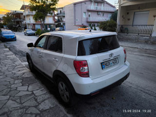 Toyota Urban Cruiser foto 4