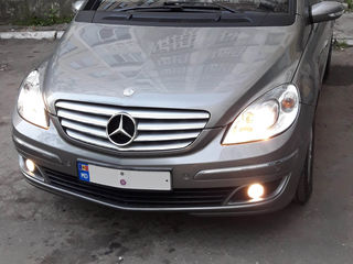 Mercedes B Class foto 6