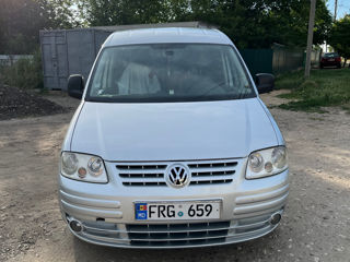 Volkswagen Caddy фото 9